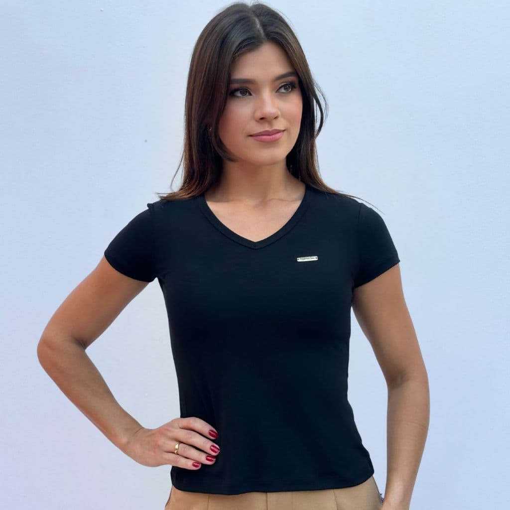 Blusa Baby Look Feminina Gola V em Viscolycra Básica Confortável e Estilosa