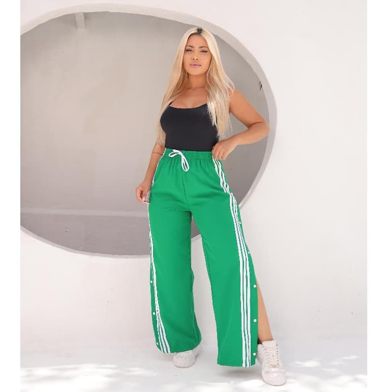 Calça Feminina Andressa Pantalona Esportiva com Botões Laterais