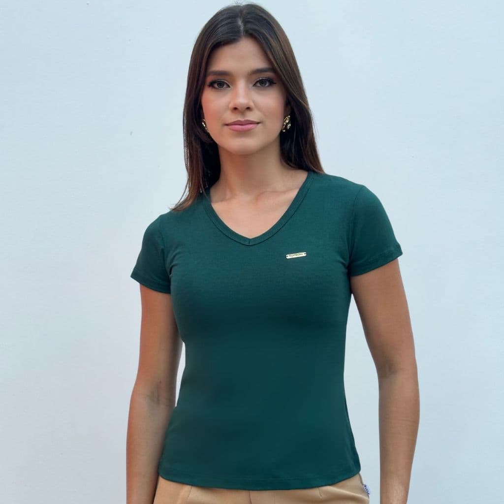 Baby Look Feminina Gola V Casual Conforto e Estilo Diário Blusa Básica Versátil e Estilosa