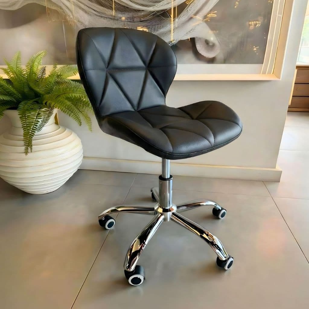 Cadeira Slim Office Estofada Base Giratória Cromada para Escritório Eagle Force Ajuste de Altura