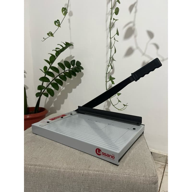 Guilhotina facão Lassane 30cm para papel A4
