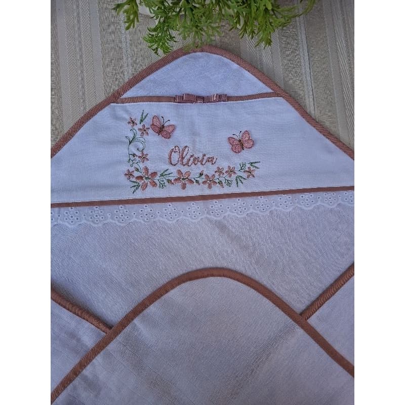 1Toalha com Capuz Fralda Personalizada bordada com nome bebê maternidade