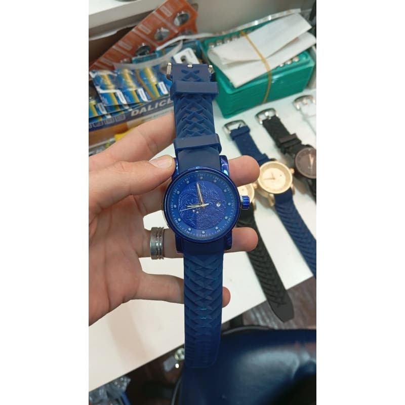 Relógio Analógico com Pulseira Elástica de Aço Inox
