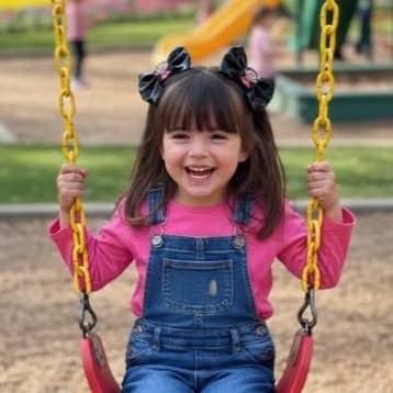 Parzinho de Laços Gaby Casa Mágica em Lonita Acessório Infantil Lavável Alta Durabilidade Festa Casa Mágica da Gaby