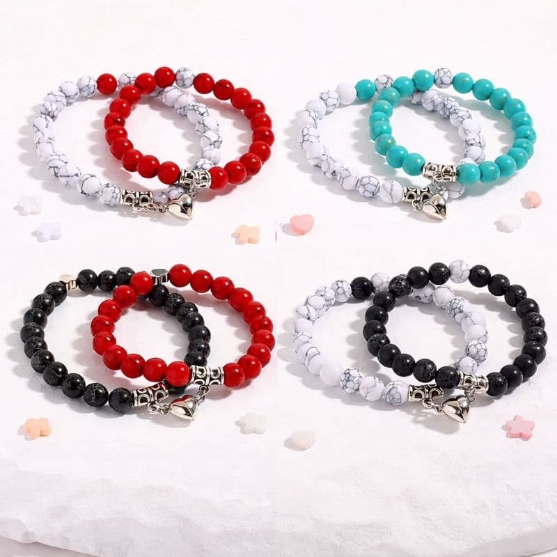 Par de Pulseiras Magnéticas de Casal e Amizade – Conjunto com Pingente de Coração