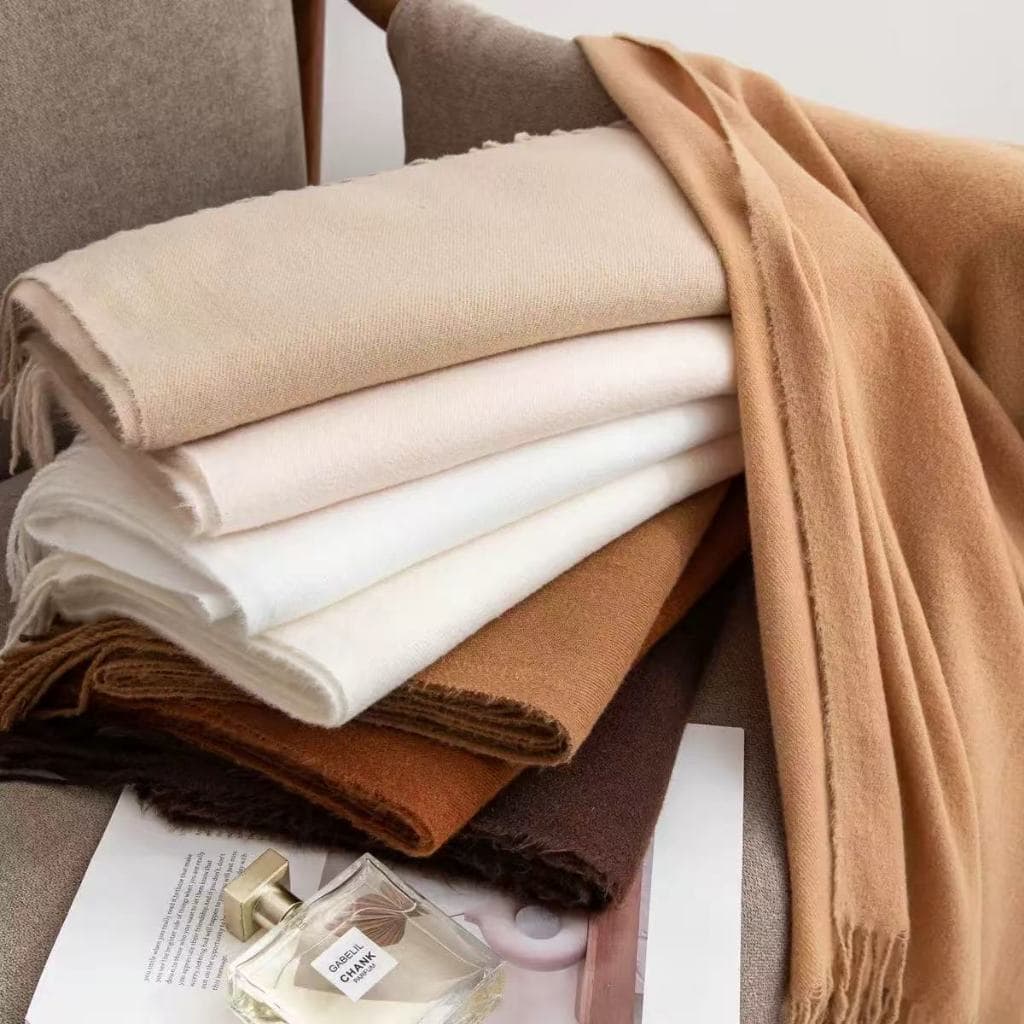 Cachecol Pashmina Lenço  Unissex femenino e Masculino Lisa de poliester de 220g com franjas Muito Confortável e Fino