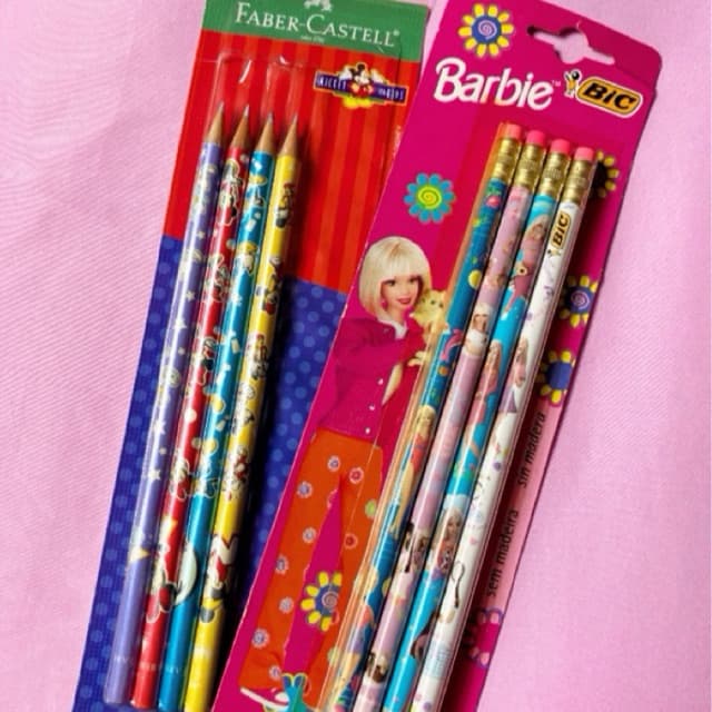 Lápis HB Vintage Disney e Barbie anos 90 Faber Castell e Bic