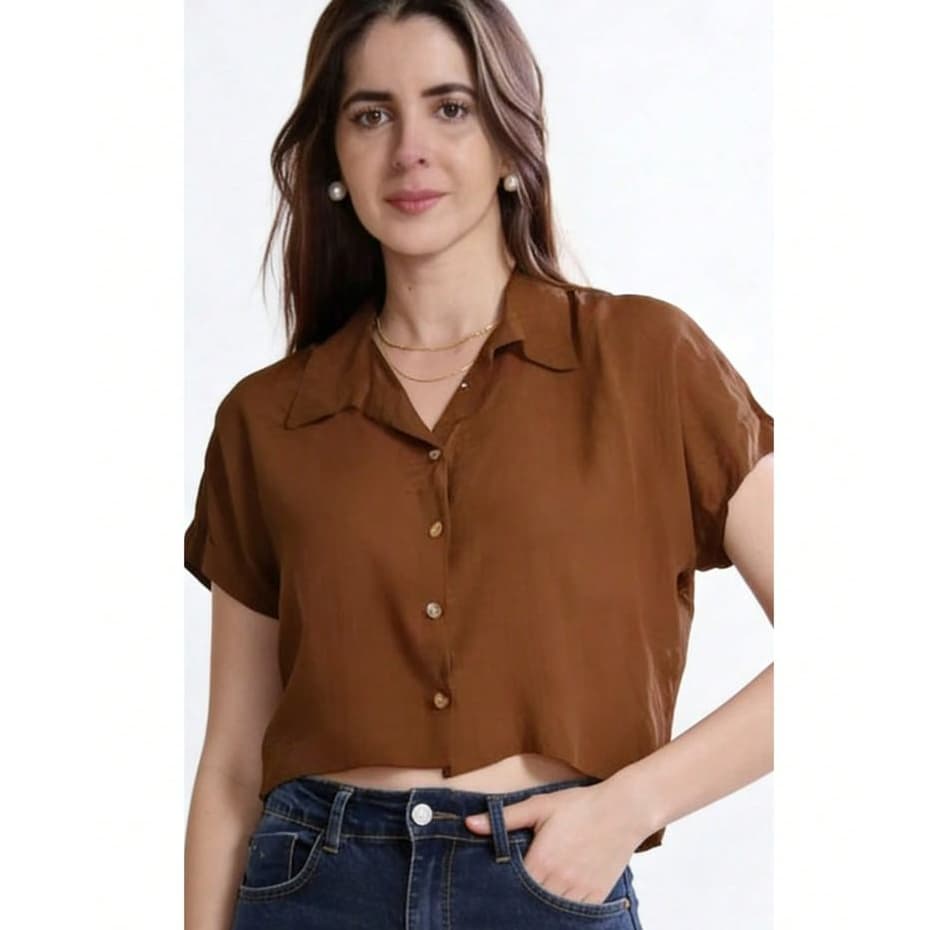 Camisa Cropped Feminina em Viscolinho com Botões Frontais