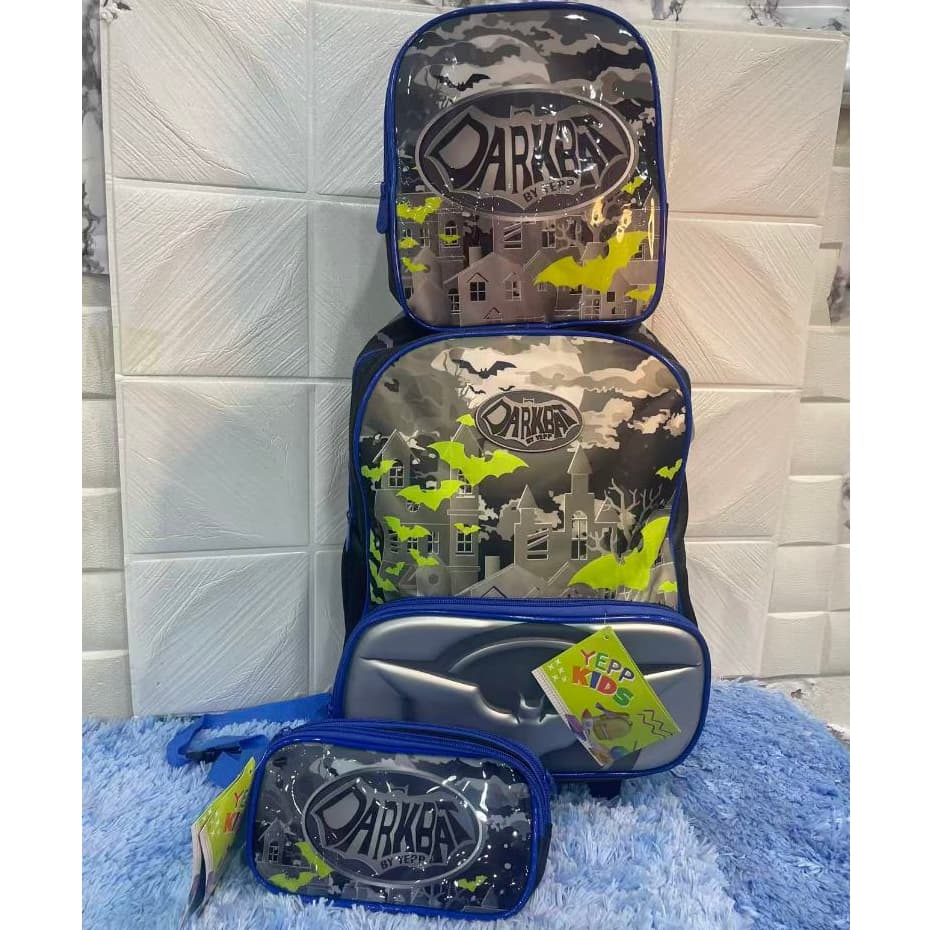 Kit Mochila de Rodinha DarBat Masculina Infantil - Mochila Masculina - MMochila de Rodinha - Mochila Infantil