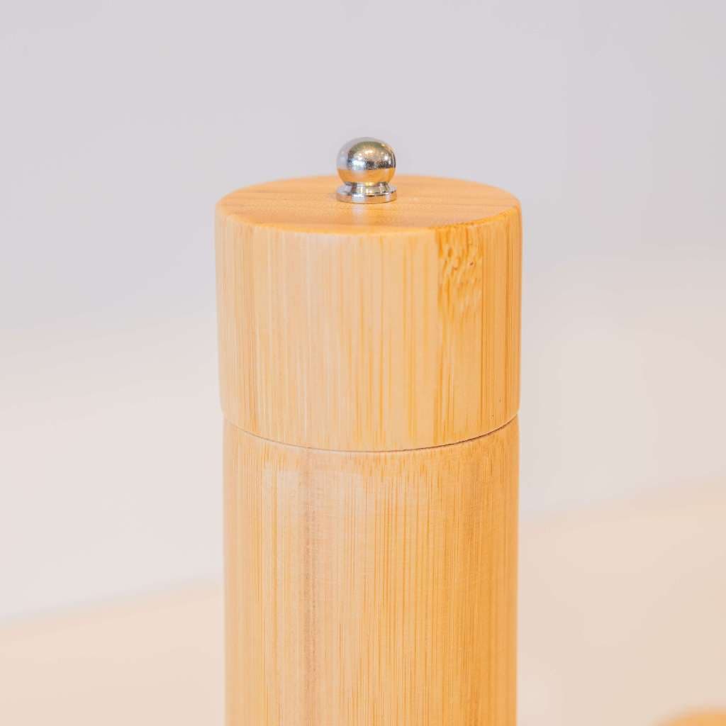 Moedor Manual Grande de Pimenta e Sal em Bambu – 8,6cm para Temperos