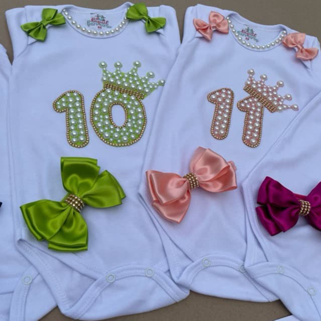 Kit Body Mesversário Coroa Super Luxo + Brinde - Bodies personalizados