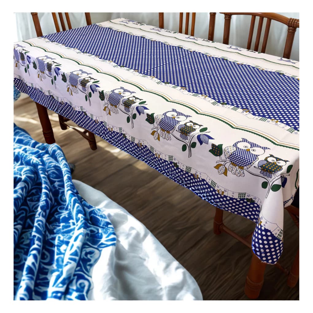 Promoção! Toalha para Mesa 6 Lugares 2,00 x 1,40m e 2,30 x ,1,50m Tecido Oxford Retangular Fácil de Limpar