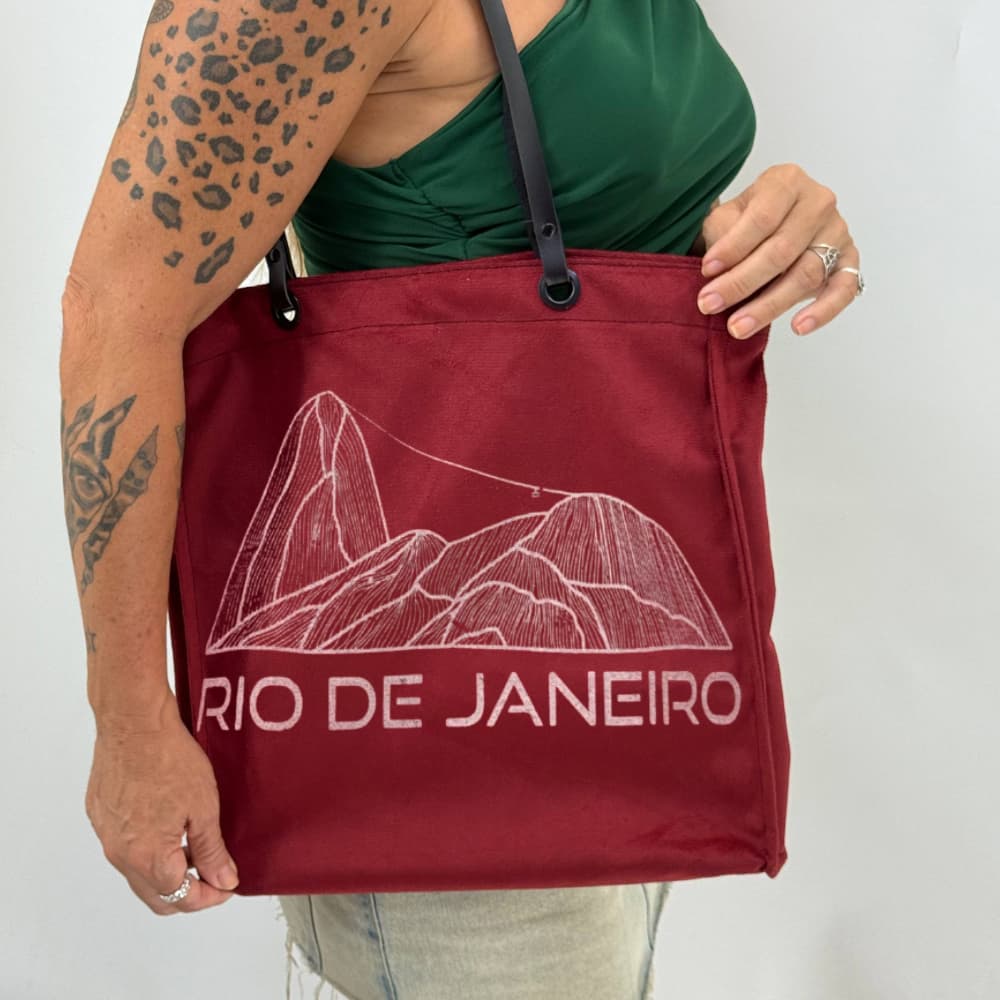 Bolsa Suede Elegante com Alça de Couro - Pao de Açucar