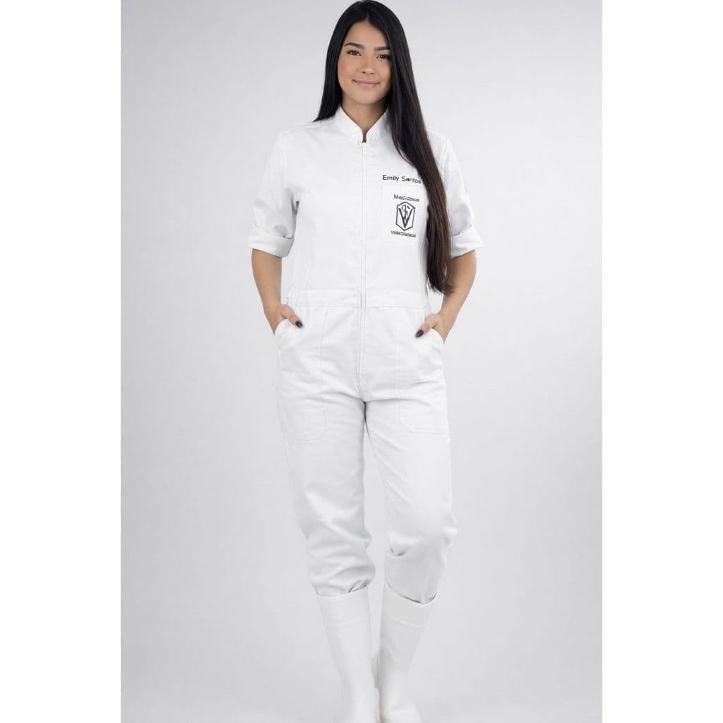 Macacão feminino de campo  personalizado com logo de medicina veterinária