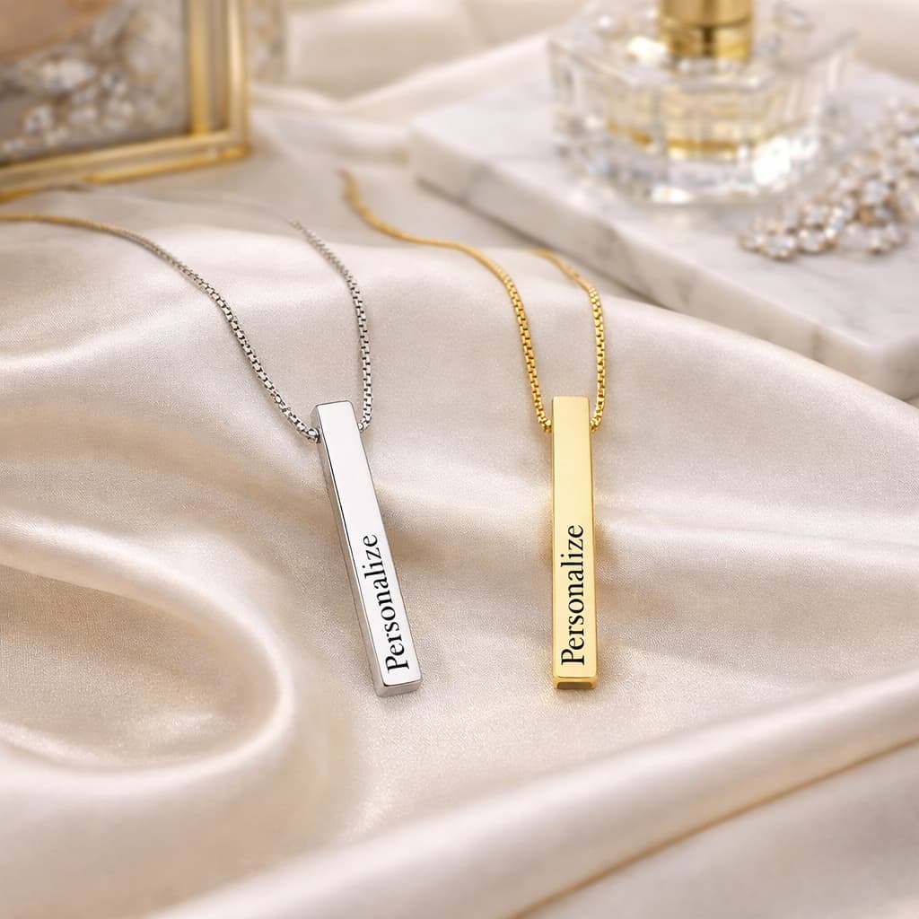 Colar Personalizado 4 Faces com Banho de Ouro 18k Prata 925 - Pingente Minimalista com Gravação | Hipoalergênico