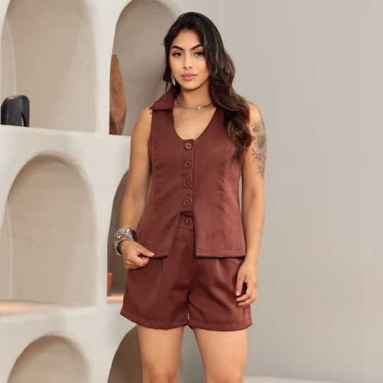 Conjunto Coleta + Short Elegância estilo moda feminina Gola Camisa Botom Forrado y Regulagem em Lãs Costas moda 2025