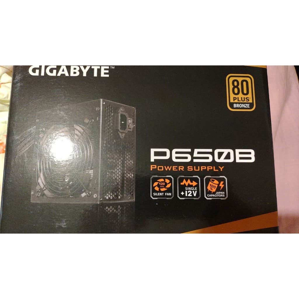Fonte Gigabyte Gp-p650b 650w 80 Plus Bronze Cor Preto Preto
