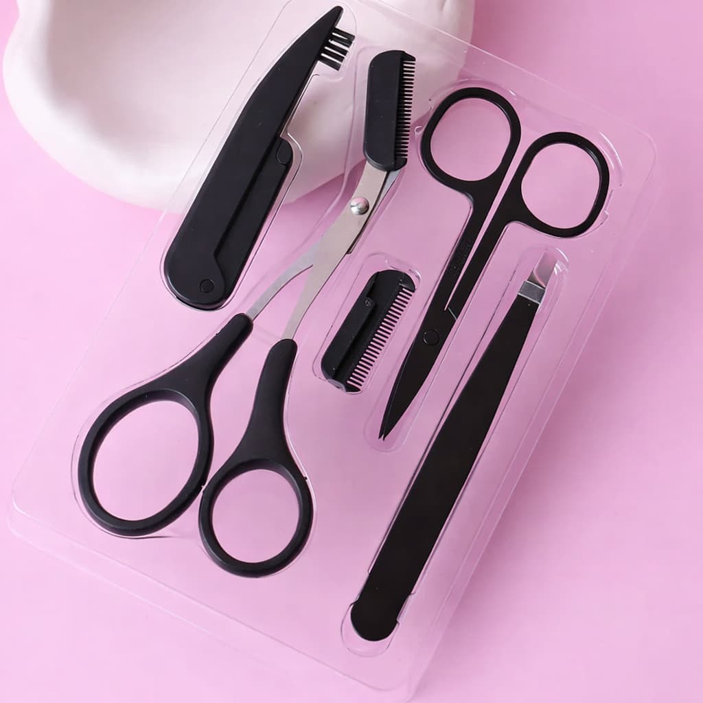 **Kit Sobrancelha Profissional 5 Peças Miss Frandy – Tesoura, Pinça, Navalhete e Pentes Modeladores