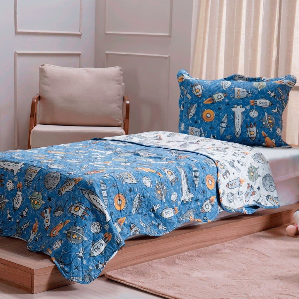 Kit Colcha Cobre-Leito Ultra Lisse Solteiro 2 peças: 1 Colcha 1,60m x 2,20m + 1 porta travesseiro 50cm x 70cm Bene Casa
