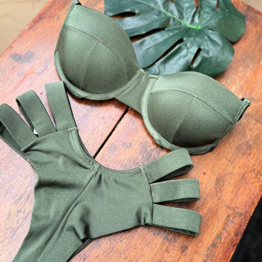 Biquíni Feminino Com Bojo E Aro Calcinha Hot Pant Fio Duplo