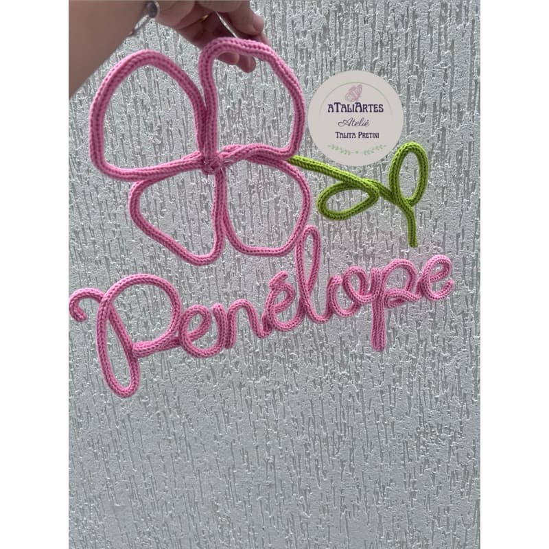 aTaliArtes - Porta maternidade Flor Peônia personalizada em tricotin