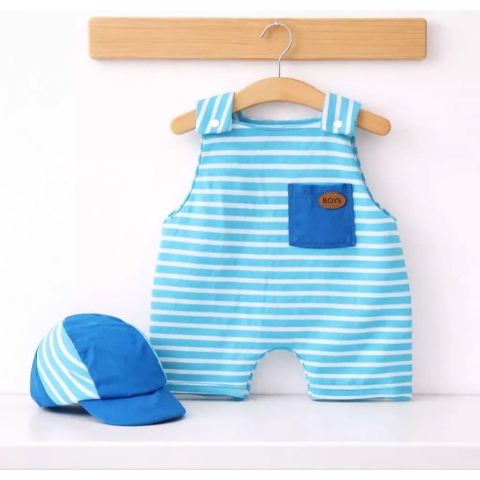 Conjunto Bebê Menino Macacão Banho de Sol Listrado com Boné Algodão Luxo