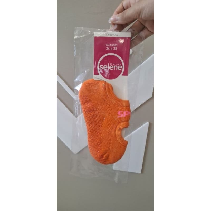 Meia sapatilha Selene antiderrapante, ideal para atividadescomo pilates, yoga, dança.