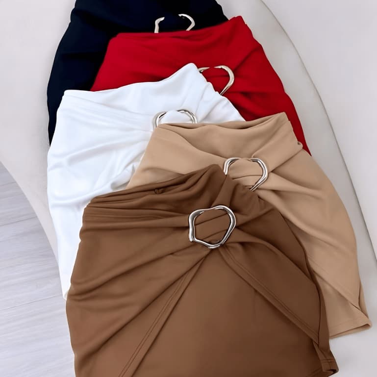 Shorts Saia Feminino Cintura Alta com Fivela Dourada | Modelagem Elegante Casual Verão