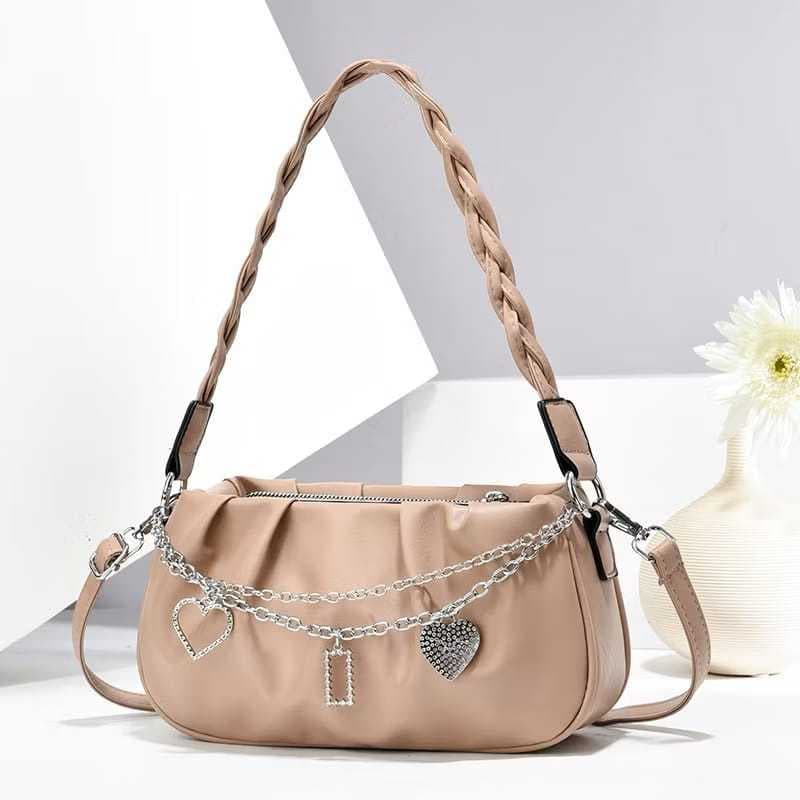 Bolsa Feminina estilo baguete com alça transversal
