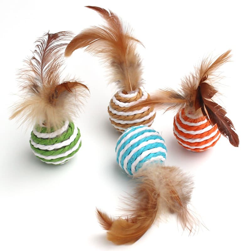Kit 3 Bolinhas Sisal com penas Gatos Pets 3,5cm (cada bolinha)