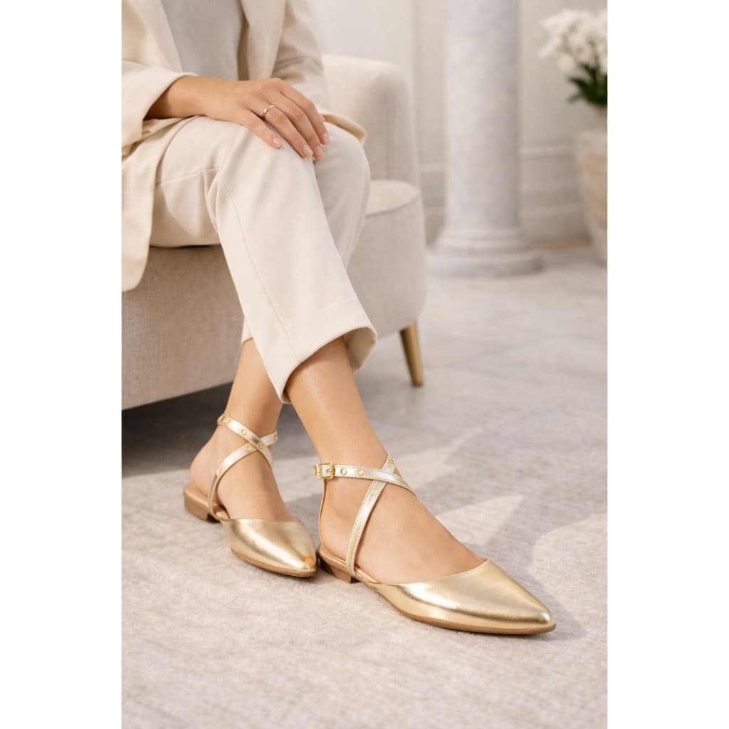 Mule Feminino Bico Fino com Tiras e Ilhós – Sapatilha Bailarina Moderna Confortável Casual