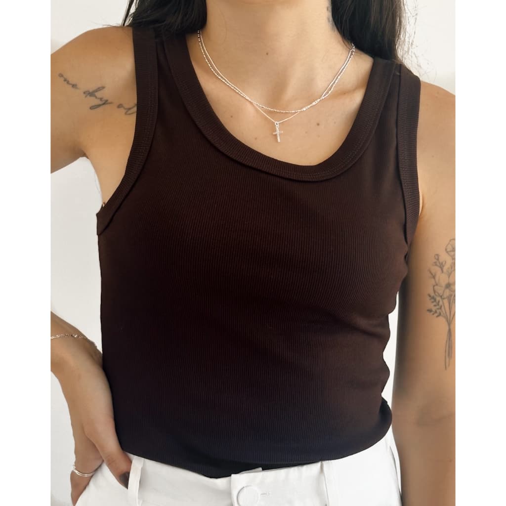 Regata Feminina Canelada Básica Premium | Modelagem Reta Ajustada | Casual Elegante | Confortável