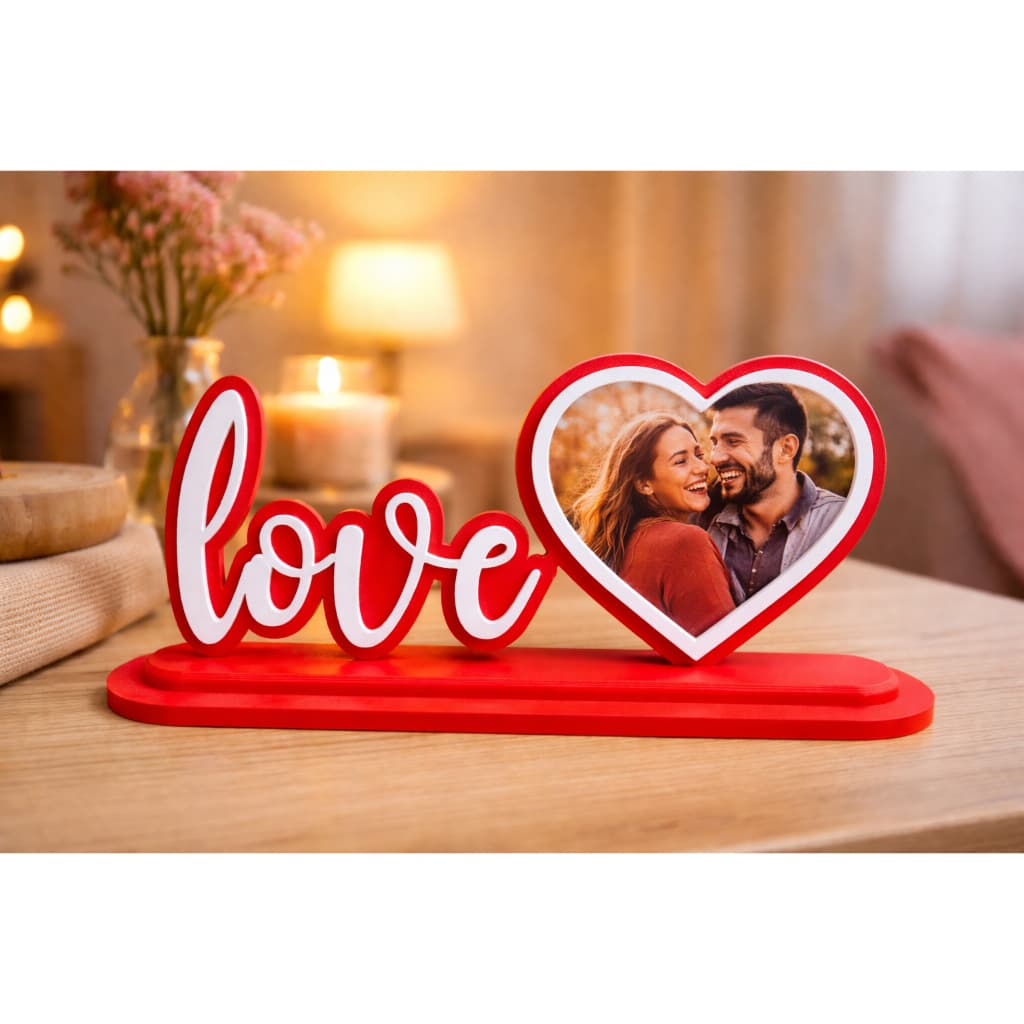 Porta Retrato LOVE Dia dos Namorados – Presente Romântico com Coração