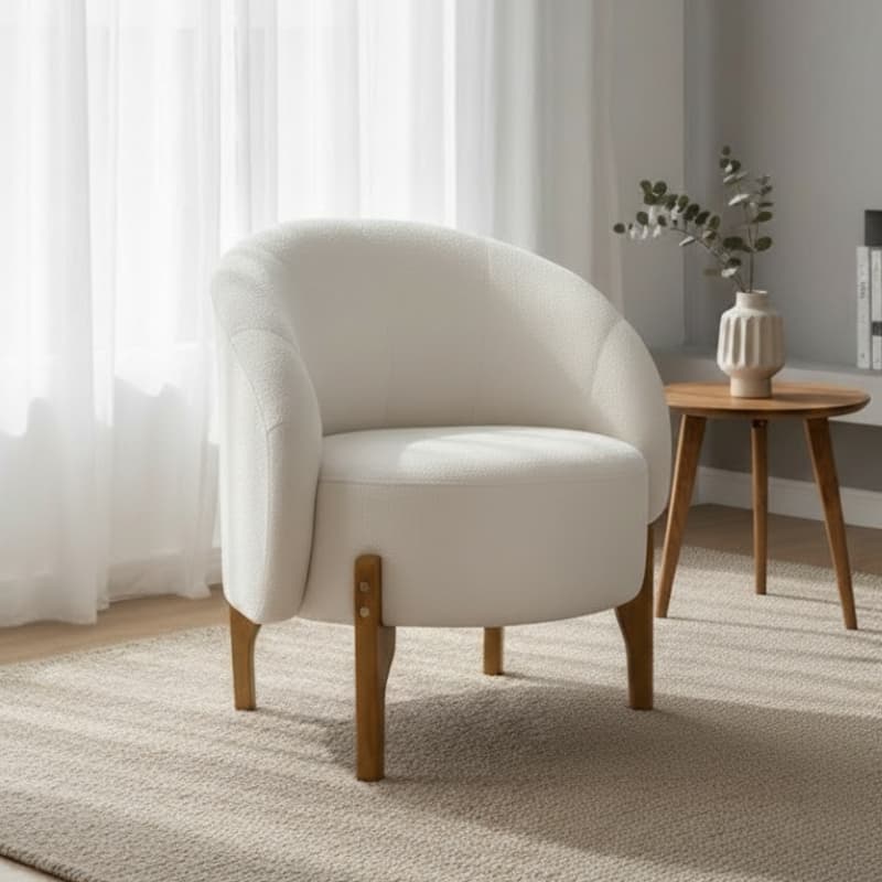 Poltrona Helena Estofado Tecido Bouclê Off  Pés Em Madeira Modelo Orgânico Elegante Ideal Sala Estar Recepção – AV