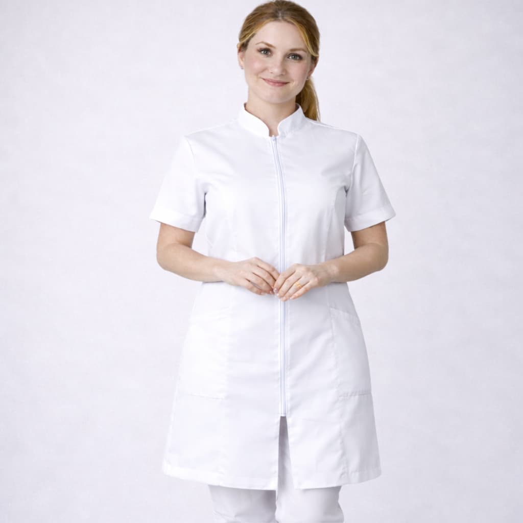 Jaleco Feminino Oxford 100% Poliéster Manga Curta Zíper Acinturado Profissional Saúde