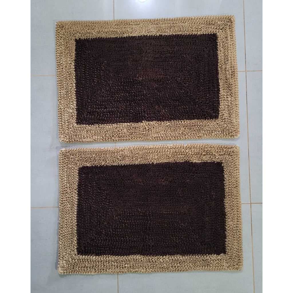 Tapete Frufru Kit 2 ou Unidade podendo ser Retangular, Oval , Flor ou formato Chinelo
