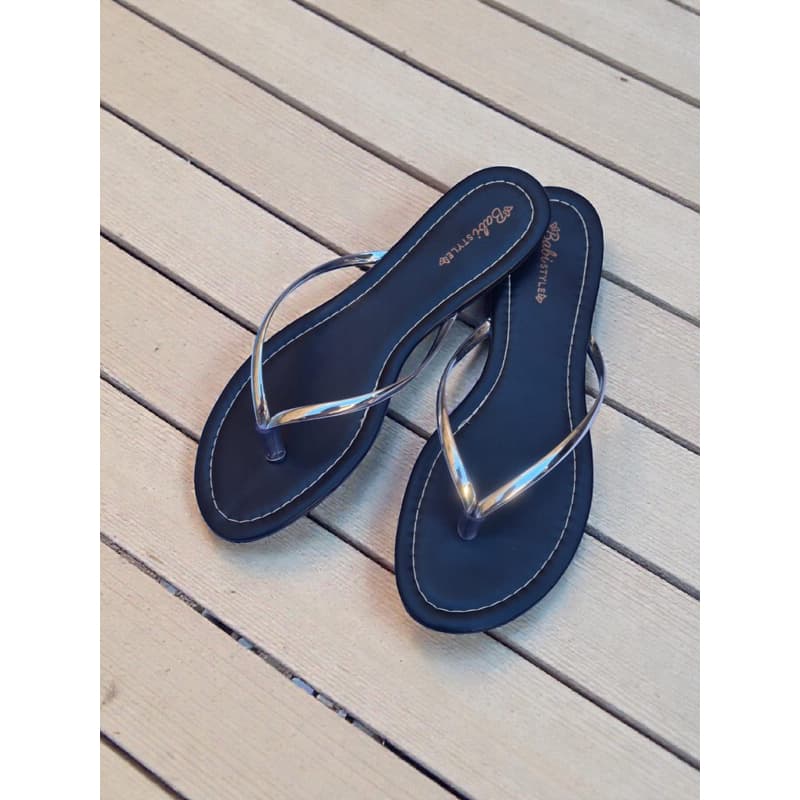 Chinelo Rasteirinha Estilo e Conforto Sandália Salto Baixo Metalizada
