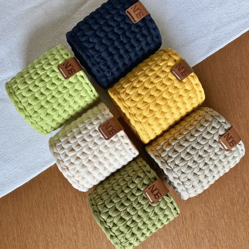 Cesto Organizador em Crochê 9x9 – Porta Treco, Lápis, Lapiseiras, Pincéis, Maquiagem e Multiuso