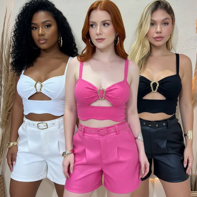 Cropped Feminino Top Vazado Assimétrico com Detalhe Fivela Dourada - Tendência Verão 2026