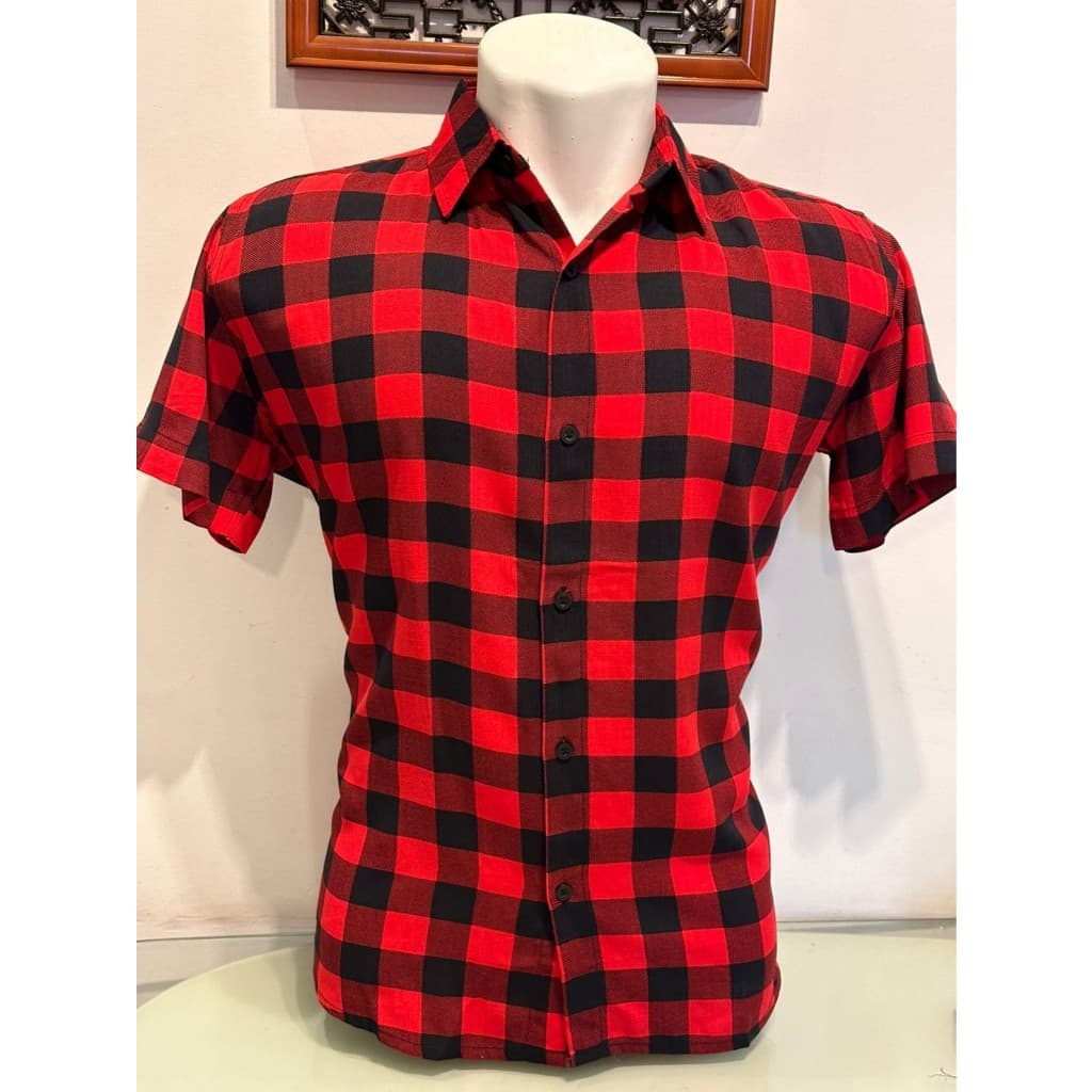 Camisa xadrez masculina casual slim fit manga curta com bolsos Importada