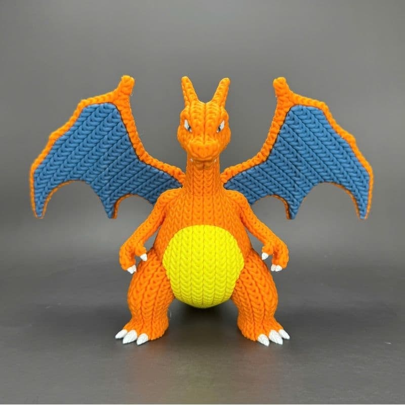 Boneco Charizard Decorativo Colecionável – Miniatura Dragão Pokémon Figure Geek Texturizada