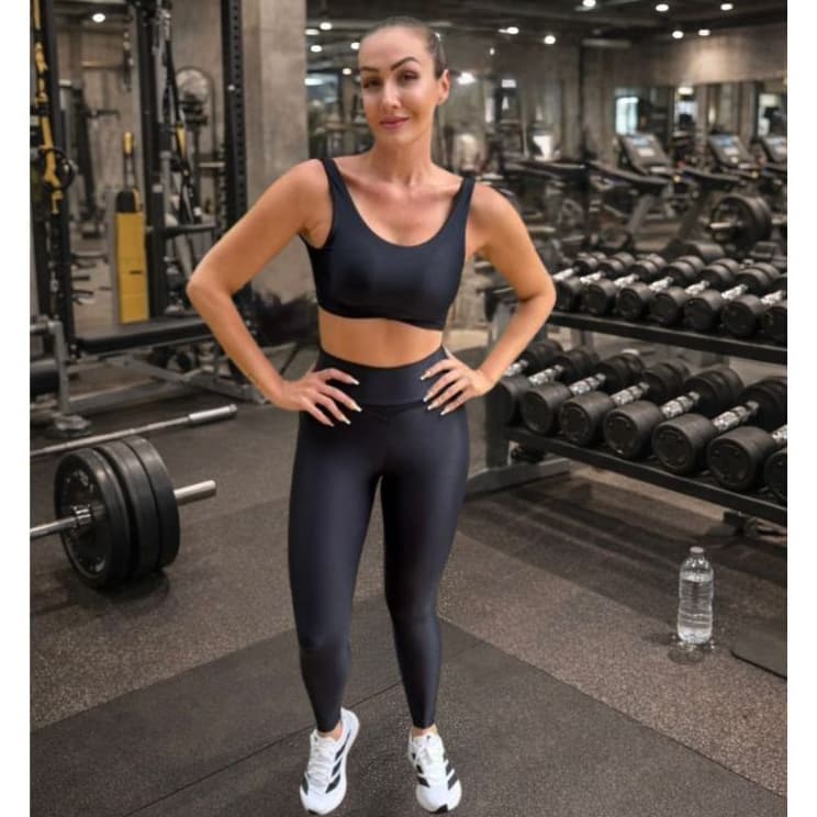 Conjunto Feminino Academia Top e Legging Fitness Academia