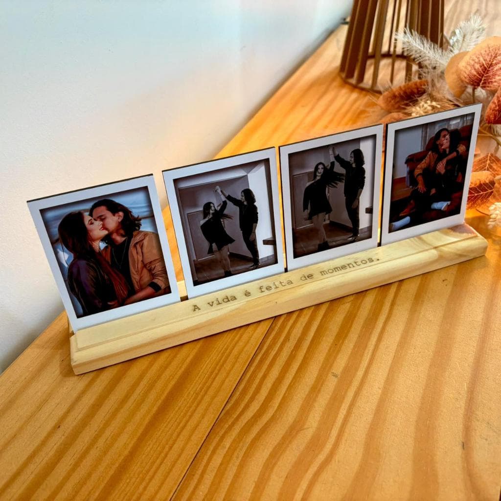 Quadrinho Personalizado com Base de Madeira e fotos / Presente criativo