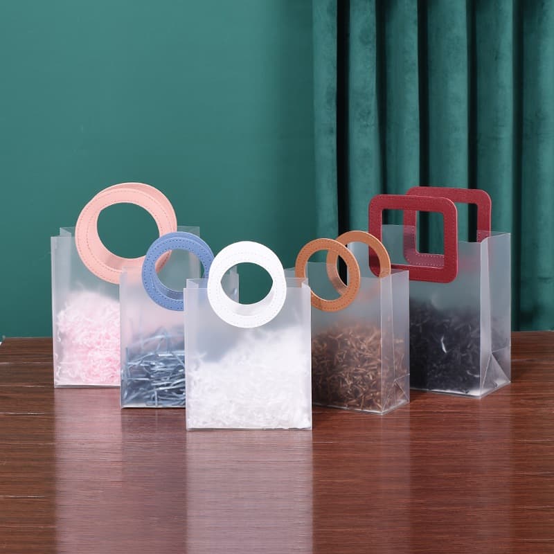 Sacola de Presente Transparente Fosca em Plástico para Aniversários, Casamento e Eventos