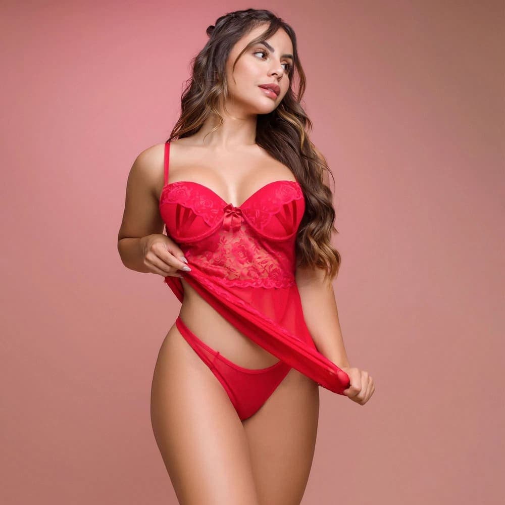 Camisola com Bojo em Tule e Renda