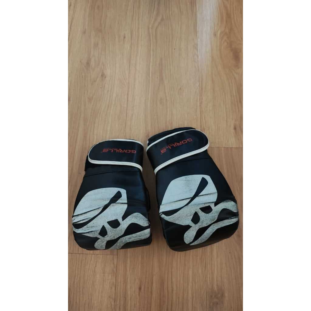 Luvas e faixa de Muay Thai Semi-Novas (usada)