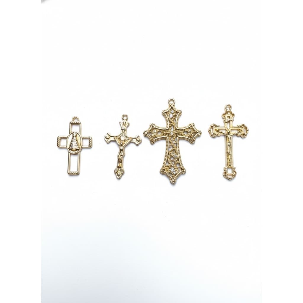 Pingente Crucifixo Cruz De Jesus Para Fazer Terços Dourado Cataforético Banho Envernizado Artesanato