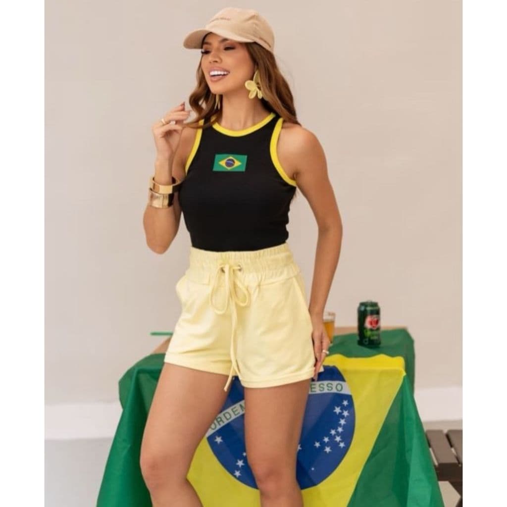 Regata Bicolor Feminina, Look Casual, Copa, Brasil, Regada Torcida, Confortável, Colada, Estilosa.