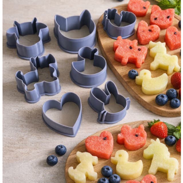 kit 8 moldes cortador de frutas e legumes infantil de animais, corta massa, biscoito, pasta americana, ou massinhas