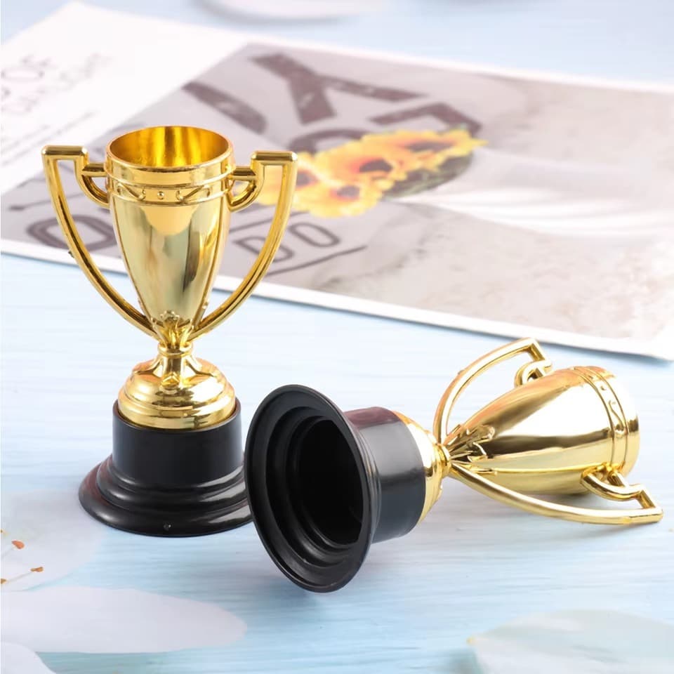 Mini Troféu Dourado 8cm Capeonato Premiação